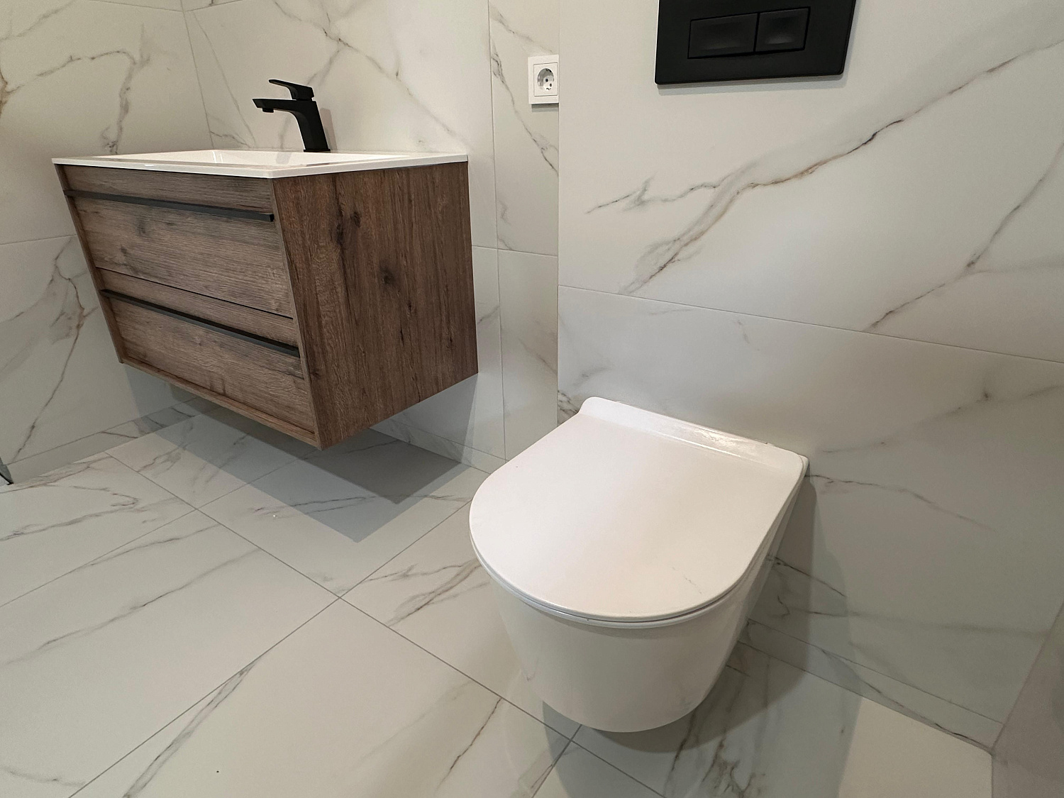 Александр Васильев